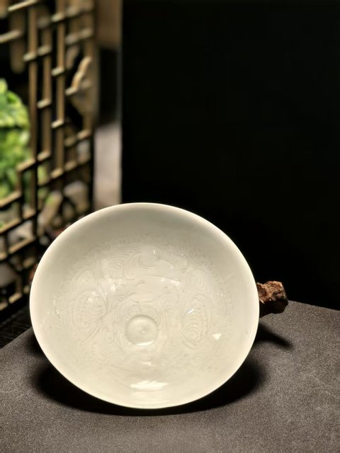 古玩陶瓷館藏級(jí)精品南宋湖田窯青白釉娃娃碗拍賣,當(dāng)前價(jià)格9980元