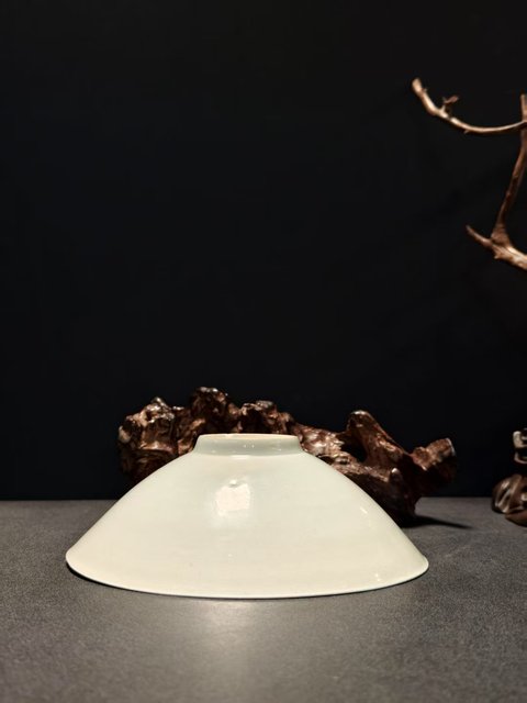 古玩陶瓷館藏級(jí)精品南宋湖田窯青白釉娃娃碗拍賣,當(dāng)前價(jià)格9980元