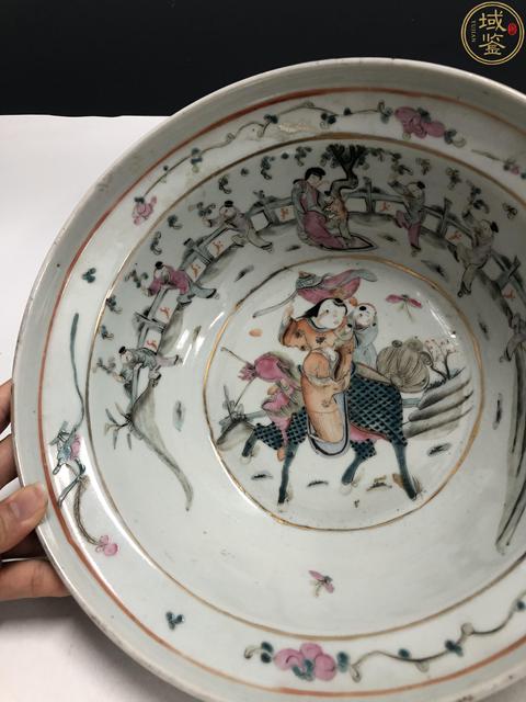 古玩陶瓷粉彩麒麟送子紋凈手盆拍賣，當前價格2380元