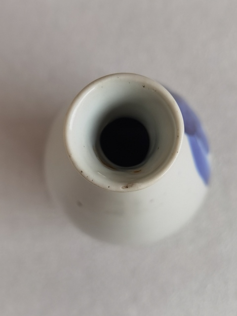 古玩陶瓷山水紋青花瓶拍賣,當前價格450元