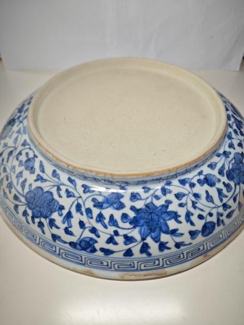 古玩陶瓷清雍正青花一把蓮紋盤拍賣，當(dāng)前價(jià)格12345元