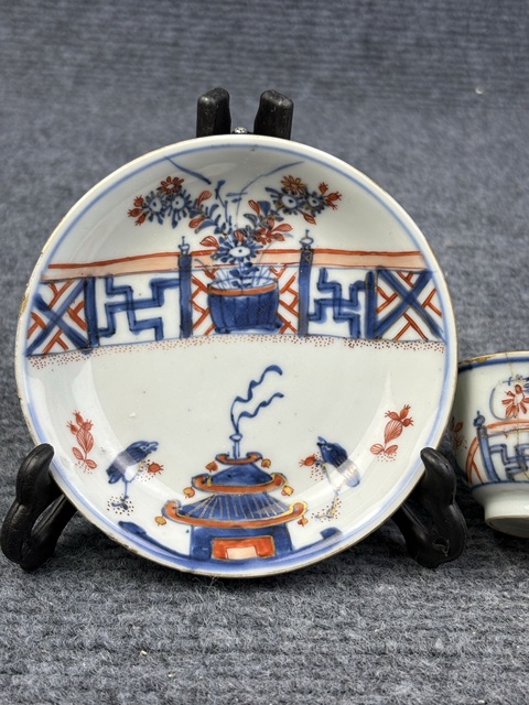 古玩陶瓷青花礬紅描金花卉紋杯碟套拍賣,當前價格188元