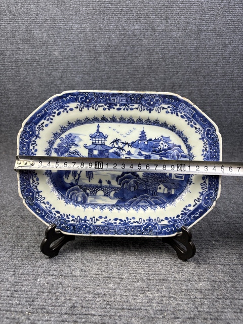 古玩陶瓷青花山水風(fēng)景紋盤(pán)拍賣(mài)，當(dāng)前價(jià)格744元