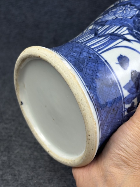 古玩陶瓷青花花鳥紋瓶真品鑒賞圖