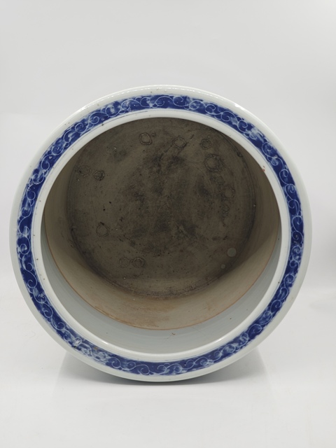 古玩陶瓷青花雙龍戲珠紋香爐拍賣,當前價格20000元