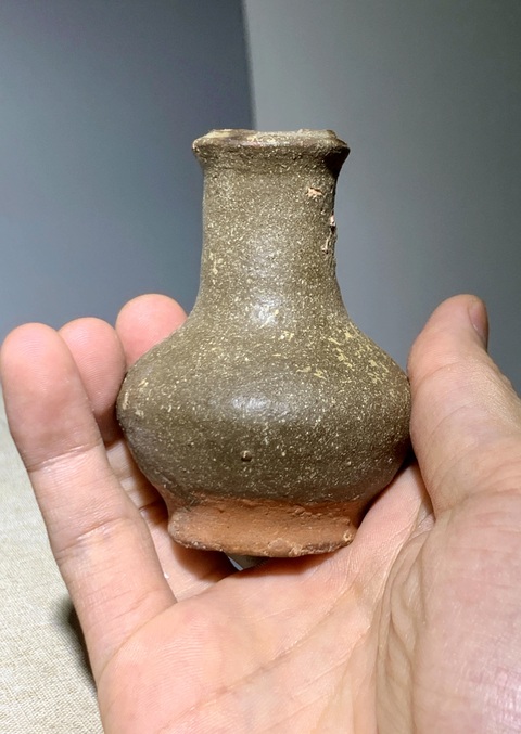 古玩陶瓷磁灶窯茶葉末釉小瓶拍賣，當前價格380元