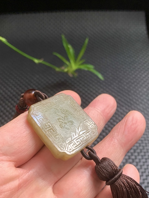 古玩玉器清代天然翡翠雕“齋戒牌”拍賣，當前價格22000元