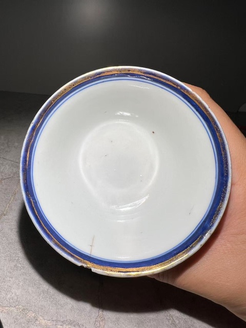 古玩陶瓷（大清光緒年制款）粉彩花卉紋茶碗（官窯制品）拍賣，當(dāng)前價格0元