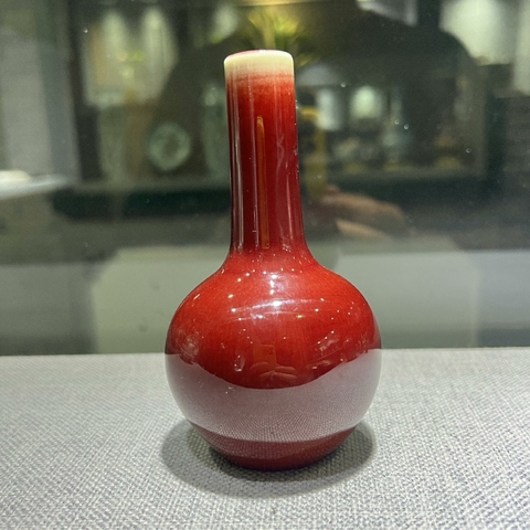 古玩陶瓷郎紅釉天球瓶拍賣，當(dāng)前價格2800元