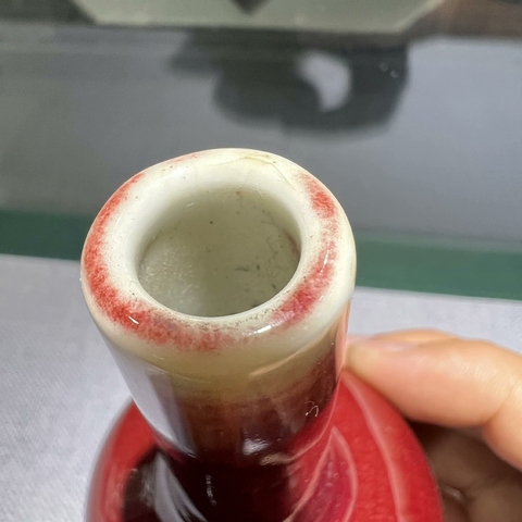 古玩陶瓷郎紅釉天球瓶拍賣，當(dāng)前價格2800元