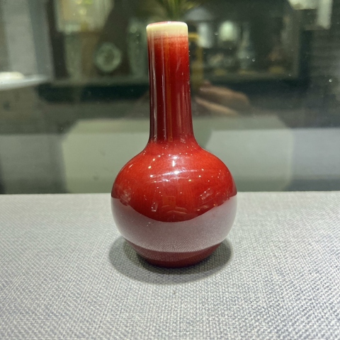 古玩陶瓷郎紅釉天球瓶拍賣，當(dāng)前價格2800元