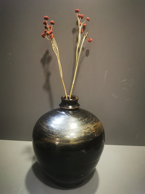 古玩陶瓷圖片看金元磁州窯系嘟嚕瓶真品鑒賞圖