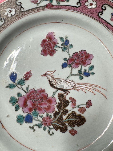 古玩陶瓷花鳥紋粉彩盤真品鑒賞圖