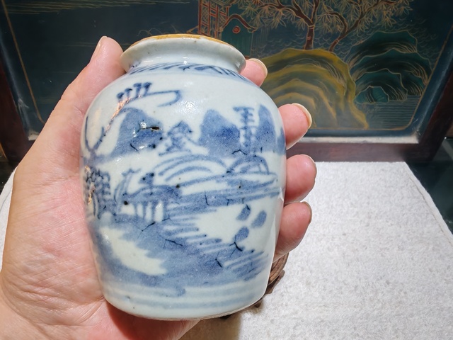 古玩陶瓷青花罐真品鑒賞圖