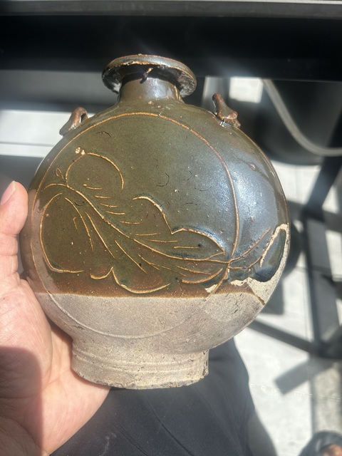 古玩陶瓷清晚·褐釉模印蕉葉紋扁壺拍賣，當前價格970元