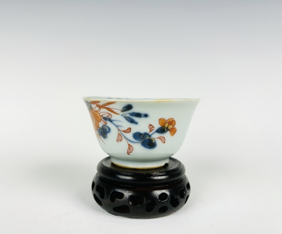 古玩陶瓷清早期·青花礬紅花鳥杯碟真品鑒賞圖