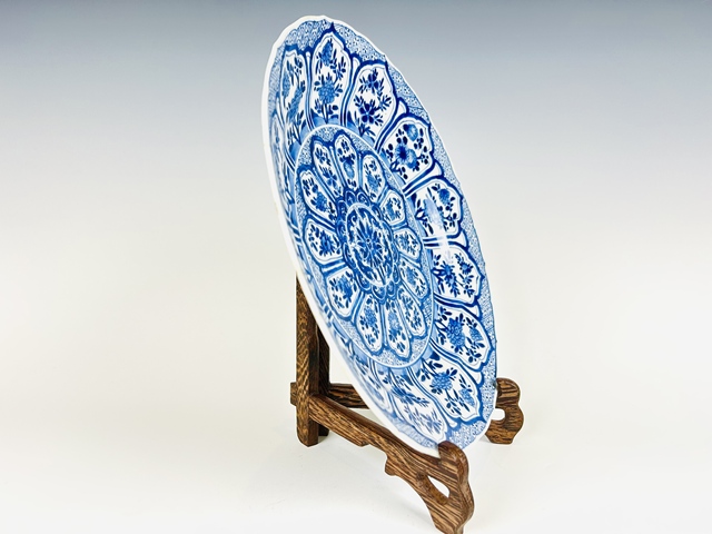 古玩陶瓷清康熙·青花花卉開窗折沿盤真品鑒賞圖