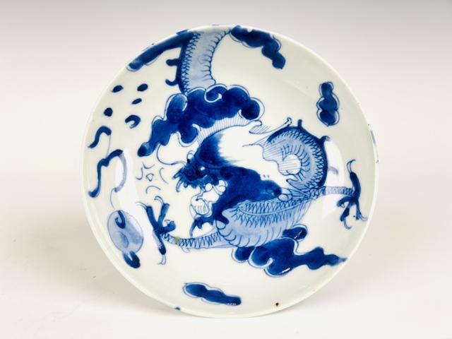 古玩陶瓷清乾隆·青花過墻龍紋盤拍賣,當前價格1588元