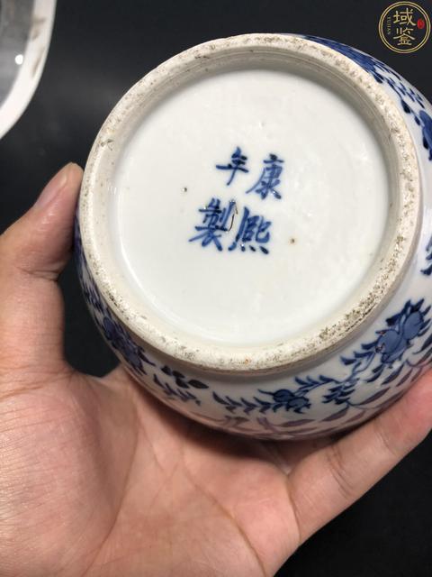 古玩陶瓷青花龍穿花紋長頸瓶拍賣，當前價格3800元