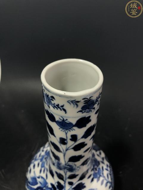 古玩陶瓷青花龍穿花紋長頸瓶拍賣，當前價格3800元