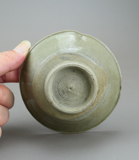 古玩陶瓷明代·青釉盞托真品鑒賞圖