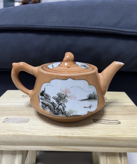 古玩陶瓷民國細路定燒色地開光山水粉彩壺拍賣,當前價格1280元