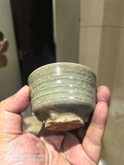 古玩陶瓷元代龍泉青瓷旋紋爐拍賣，當前價格4200元