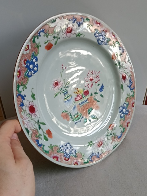 古玩陶瓷約27厘米粉彩博古花卉紋盤拍賣,當前價格2800元