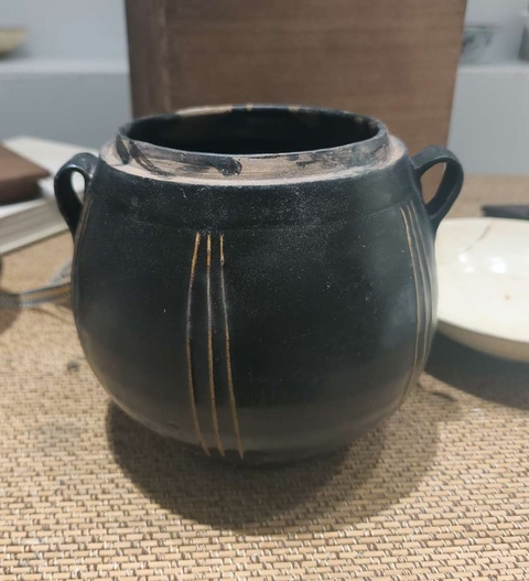 古玩陶瓷線條罐拍賣，當前價格3200元