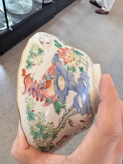 古玩陶瓷五倫圖粉彩碗真品鑒賞圖