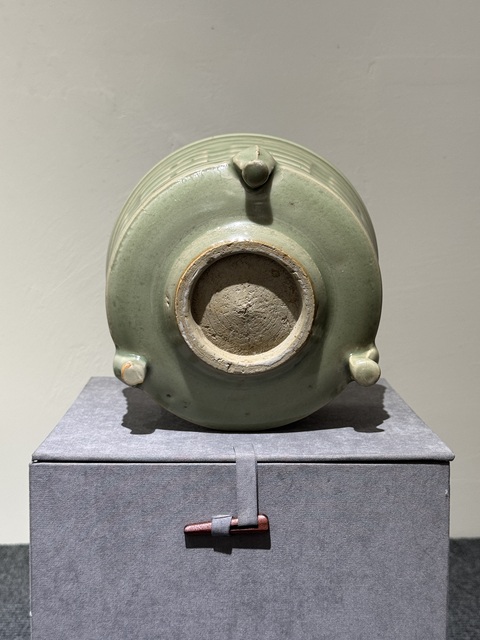古玩陶瓷龍泉青瓷行爐真品鑒賞圖