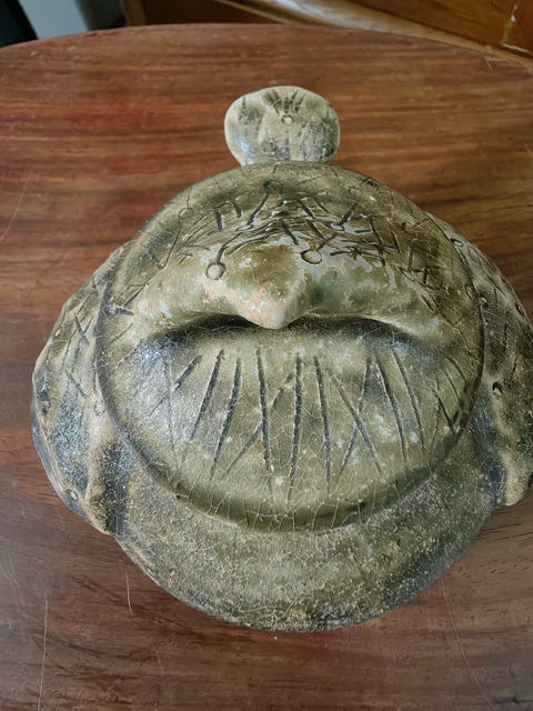 古玩陶瓷早期青釉梟尊或水盂真品鑒賞圖