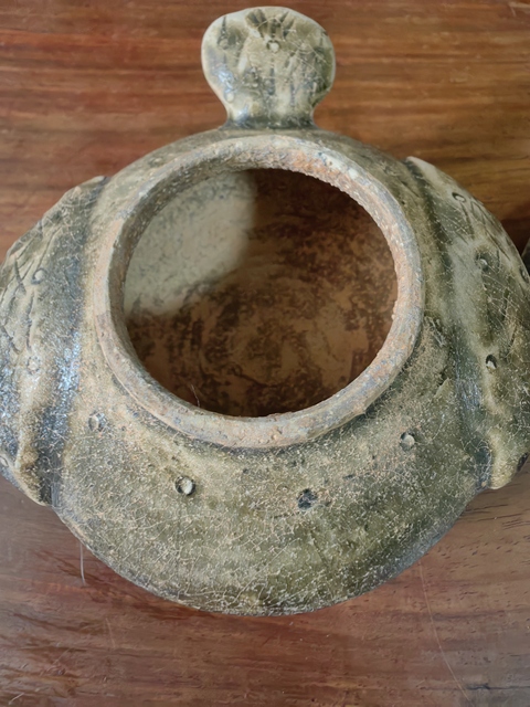 古玩陶瓷早期青釉梟尊或水盂真品鑒賞圖