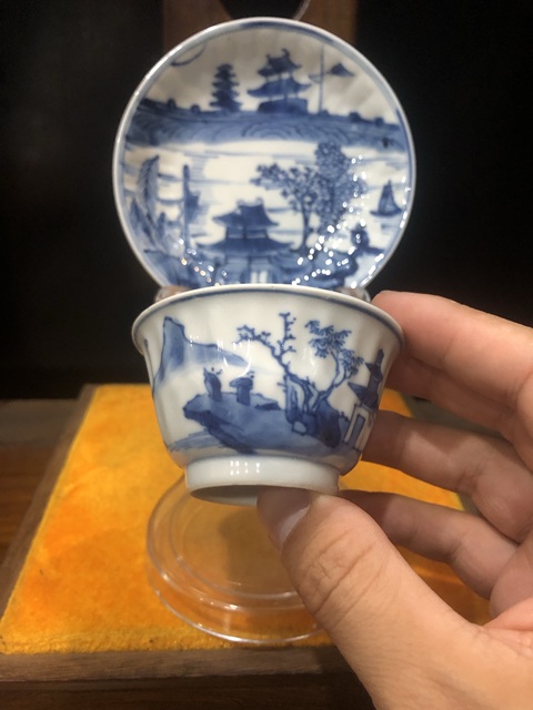 古玩陶瓷青花杯盤真品鑒賞圖