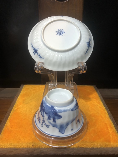 古玩陶瓷青花杯盤真品鑒賞圖
