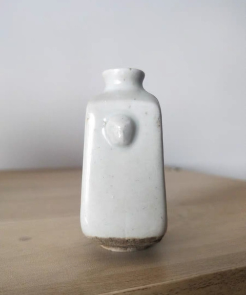 古玩陶瓷日本明治青花鼻煙壺真品鑒賞圖