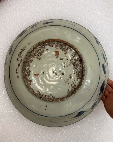 古玩陶瓷漳州平和窯青花盤拍賣，當(dāng)前價格2600元
