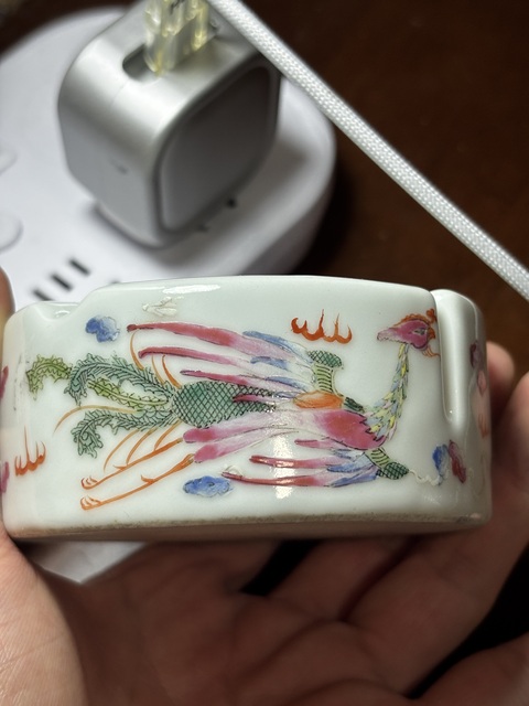 古玩陶瓷粉彩龍鳳紋香缸真品鑒賞圖