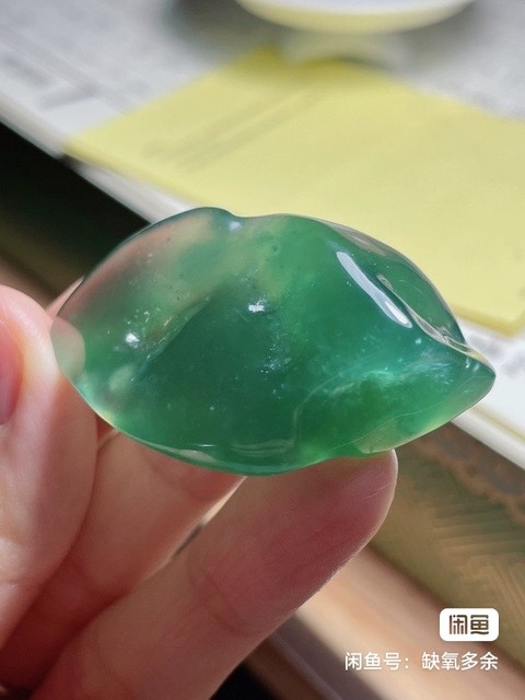 古玩玉器非洲翠(獨龍玉)隨形掛件真品鑒賞圖