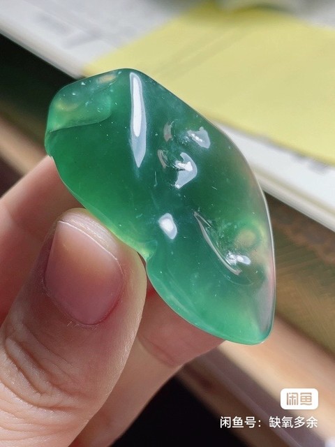 古玩玉器非洲翠(獨龍玉)隨形掛件真品鑒賞圖