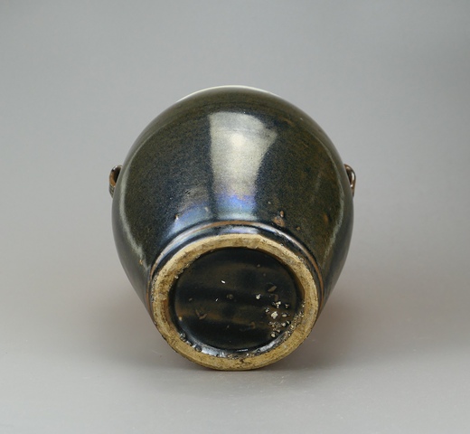 古玩陶瓷耀州窯白覆輪窯變釉雙系罐真品鑒賞圖