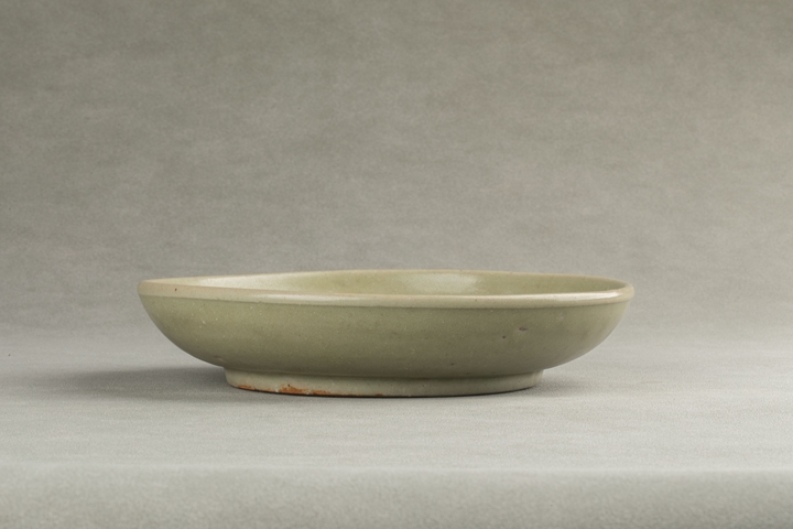 古玩陶瓷龍泉盤真品鑒賞圖