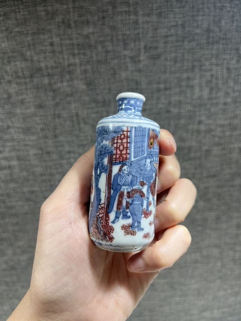 古玩陶瓷青花釉里紅鼻煙壺真品鑒賞圖