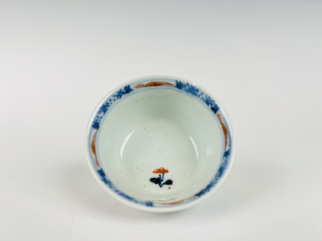 古玩陶瓷清早期·青花礬紅描金花鳥杯碟真品鑒賞圖