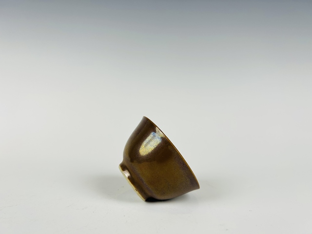 古玩陶瓷清早期·外紫金釉內(nèi)粉彩花卉杯碟真品鑒賞圖