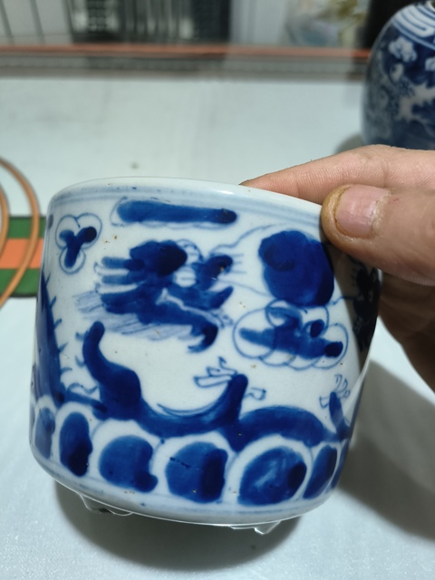 古玩陶瓷晚清青花龍紋香爐真品鑒賞圖
