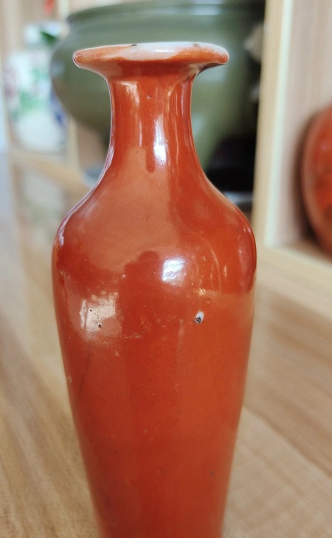 古玩陶瓷珊瑚紅釉柳葉瓶真品鑒賞圖