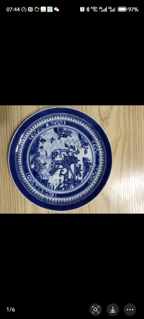 古玩陶瓷樓臺亭閣山水紋青花盤真品鑒賞圖