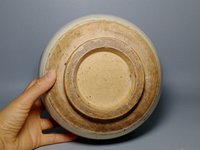 古玩陶瓷元代,磁州窯白釉罐拍賣,當(dāng)前價(jià)格2500元