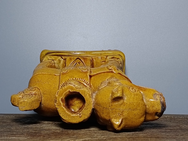 古玩陶瓷清代,獅子燭臺拍賣,當前價格866元
